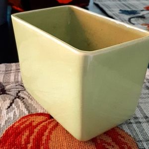 Vintage McCoy USA Green Planter